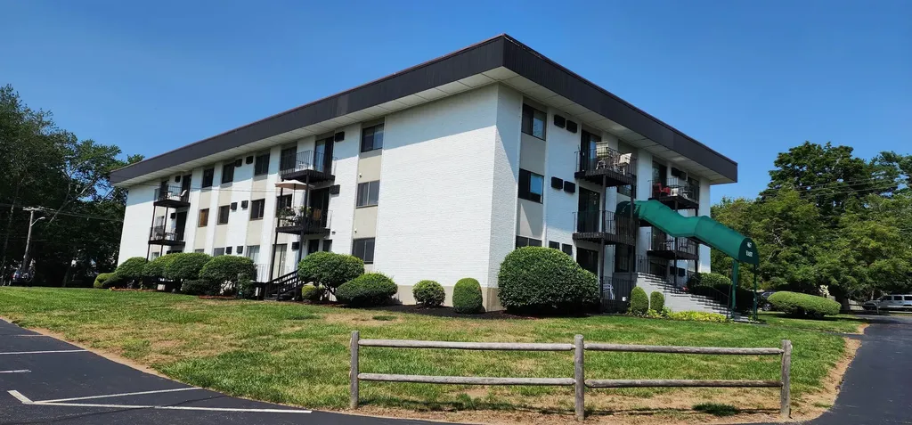 467 High Street Hampton NH 03842