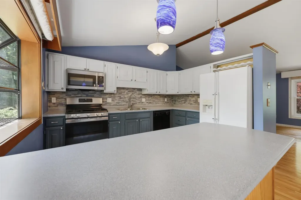 14 Cypress Road Milford NH 03055