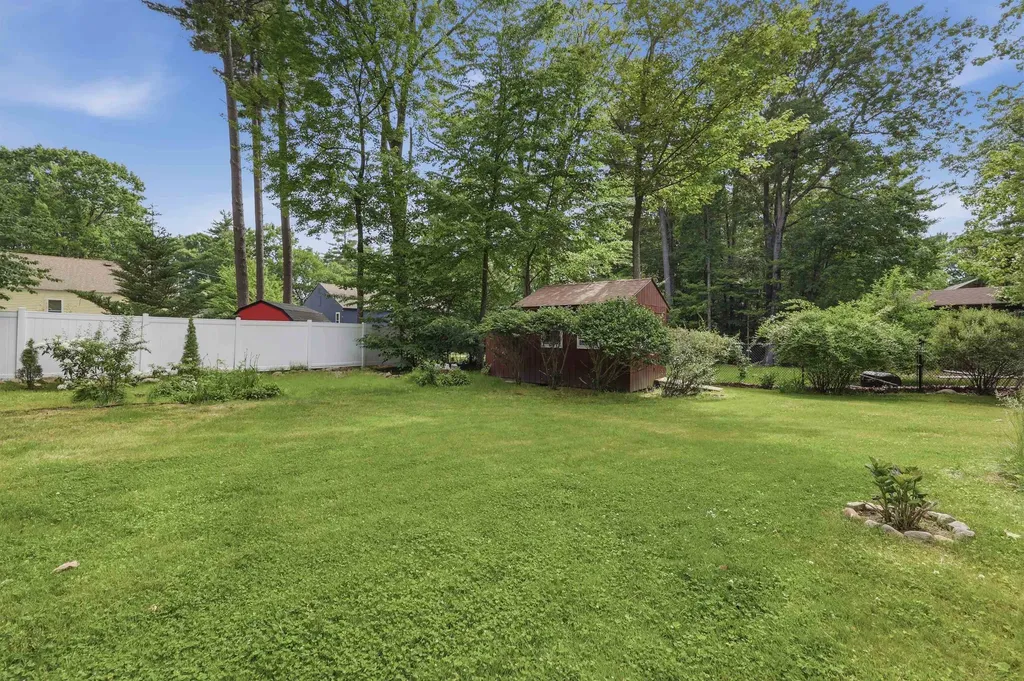 14 Cypress Road Milford NH 03055