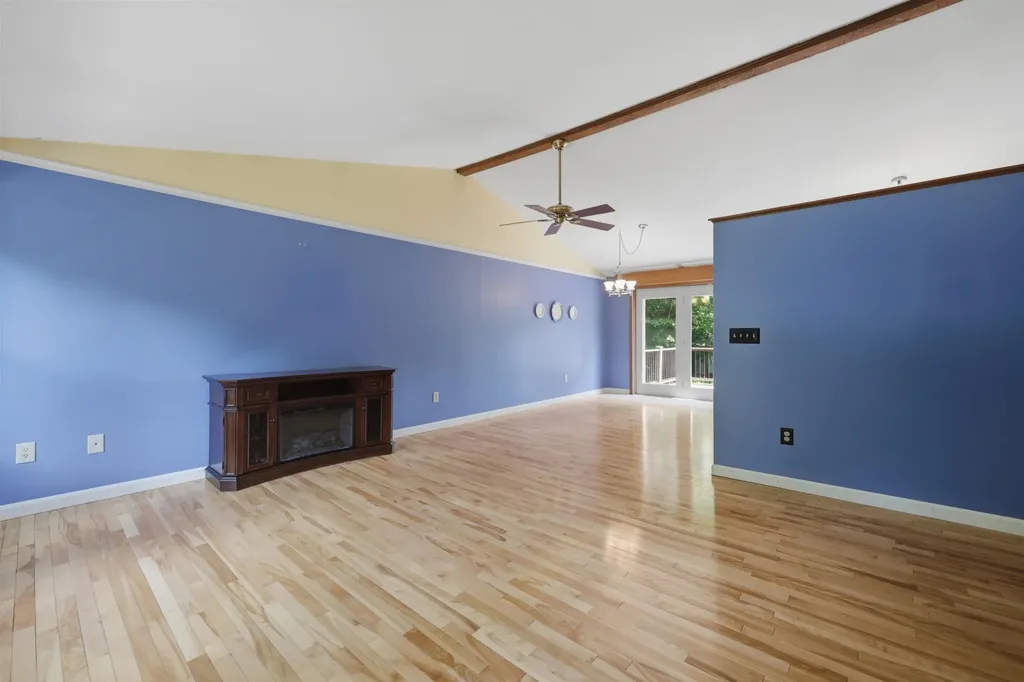 14 Cypress Road Milford NH 03055
