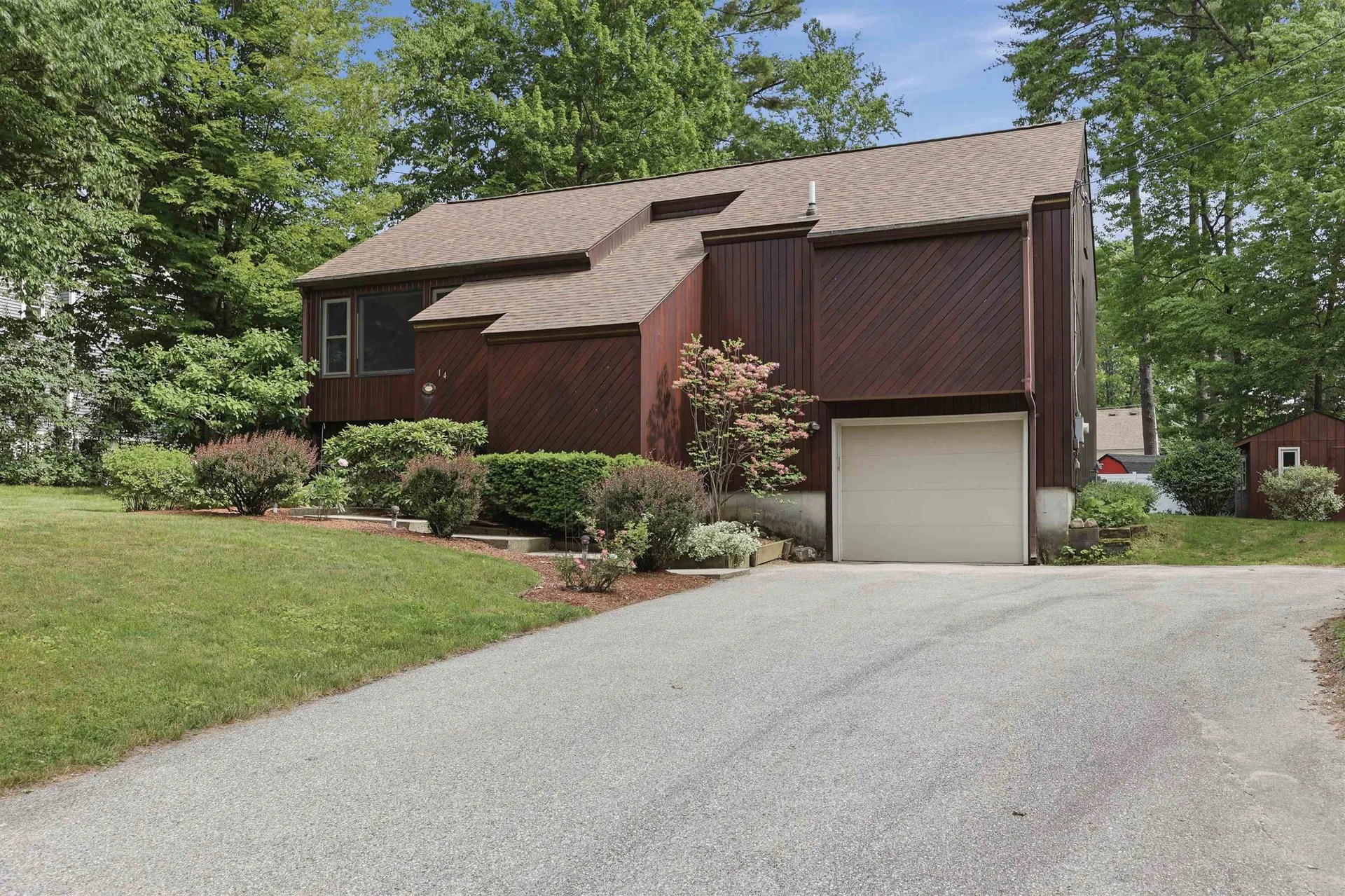 14 Cypress Road Milford NH 03055