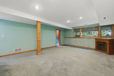 14 Cypress Road Milford NH 03055