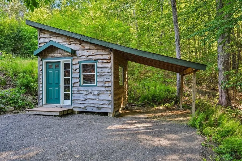 33 Quaker Road New Durham NH 03855