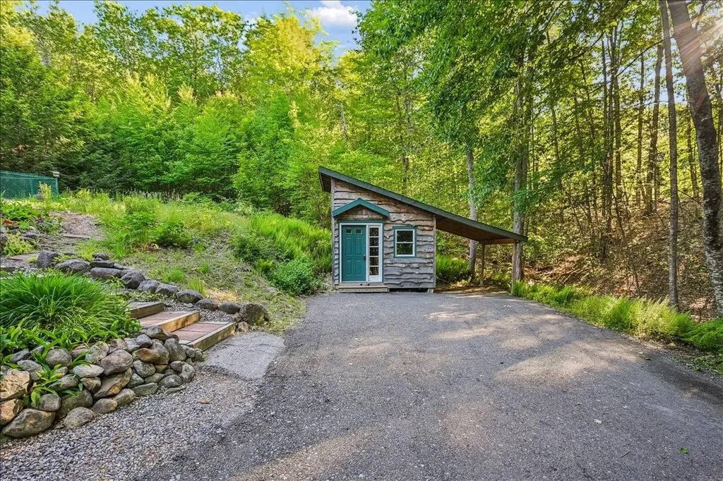 33 Quaker Road New Durham NH 03855