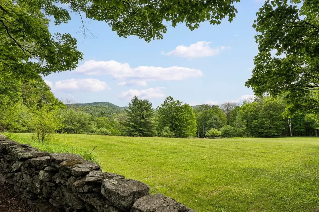 874 Middletown Road Grafton VT 05146