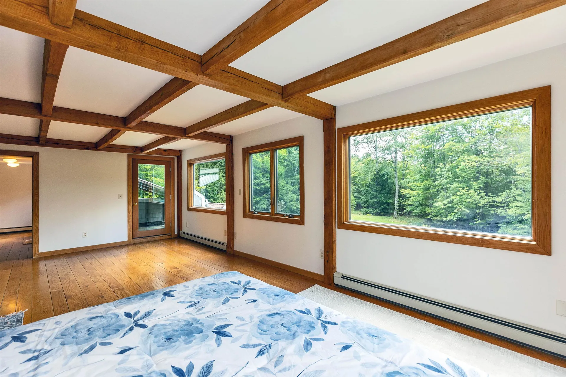 182 Mccoy Road Sharon NH 03458