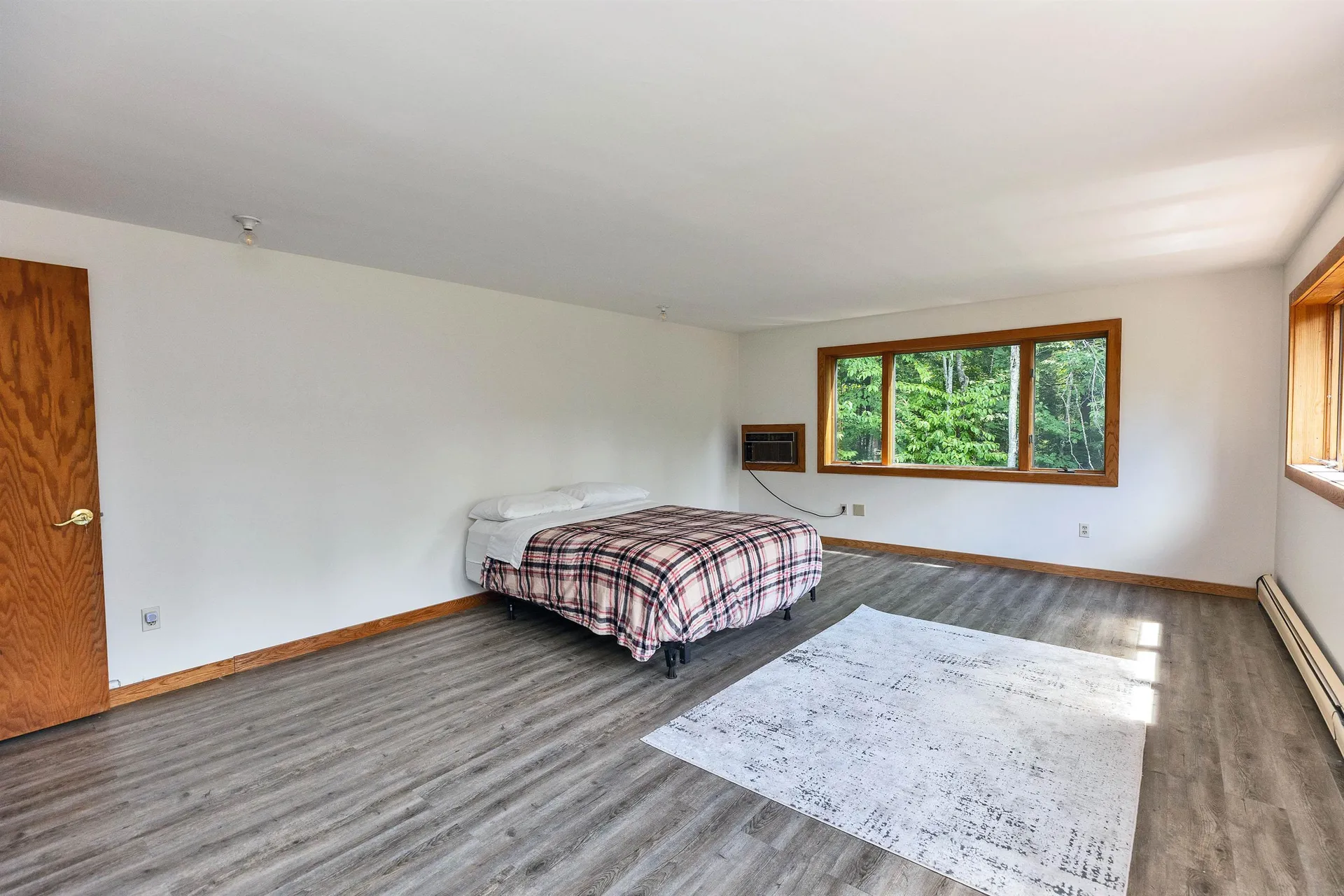 182 Mccoy Road Sharon NH 03458