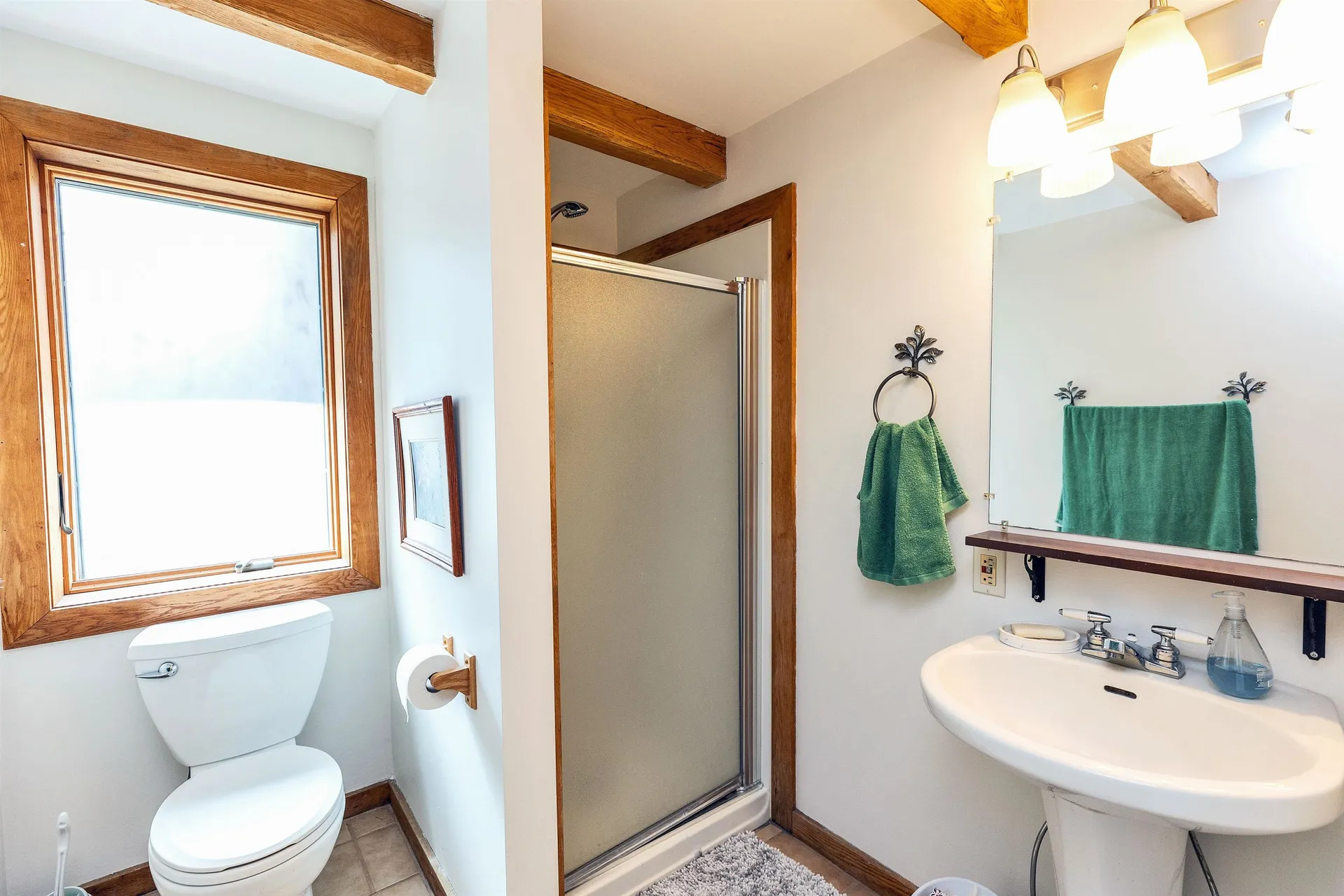182 Mccoy Road Sharon NH 03458