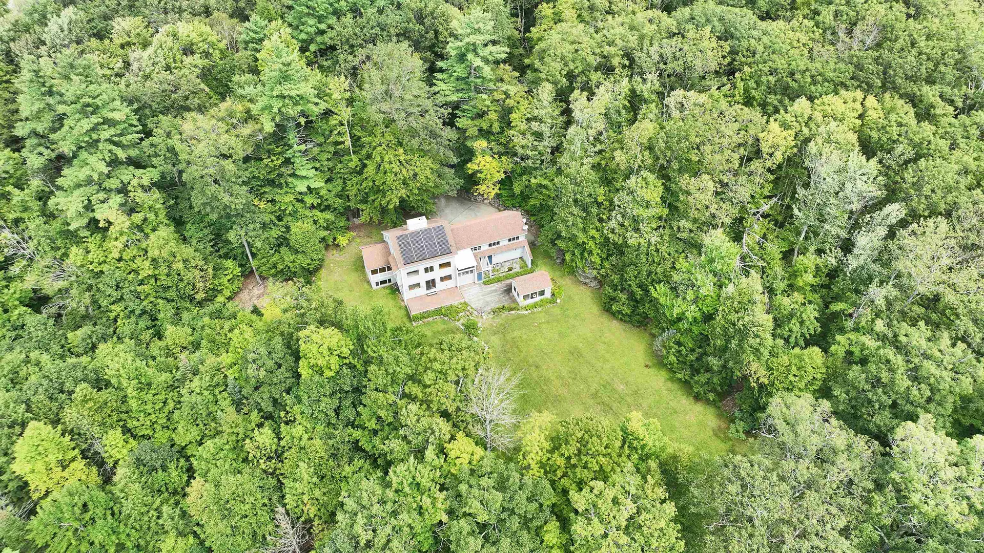 182 Mccoy Road Sharon NH 03458