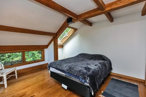182 Mccoy Road Sharon NH 03458