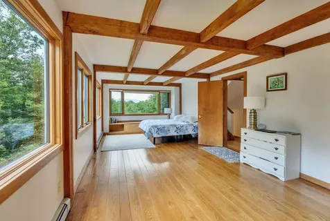 182 Mccoy Road Sharon NH 03458