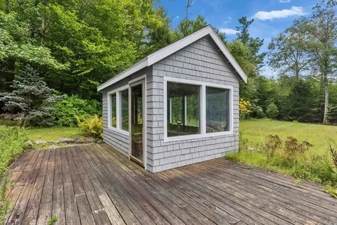 182 Mccoy Road Sharon NH 03458
