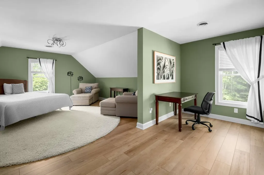 5 Tudor Drive Kittery ME 03904