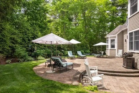 5 Tudor Drive Kittery ME 03904