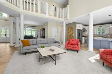 5 Tudor Drive Kittery ME 03904
