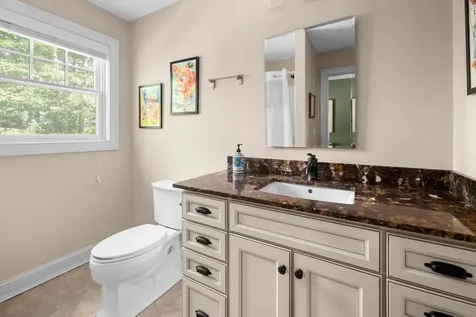 5 Tudor Drive Kittery ME 03904