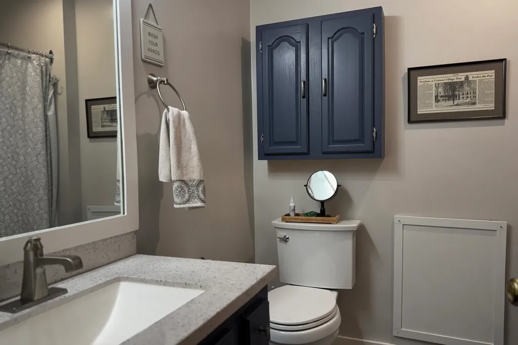4 Court Street Newfane VT 05345