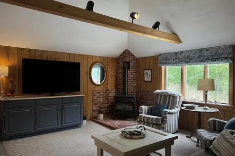 4 Court Street Newfane VT 05345