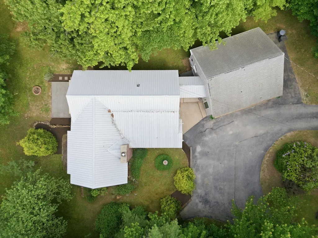 135 Lower Straw Road Hopkinton NH 03229