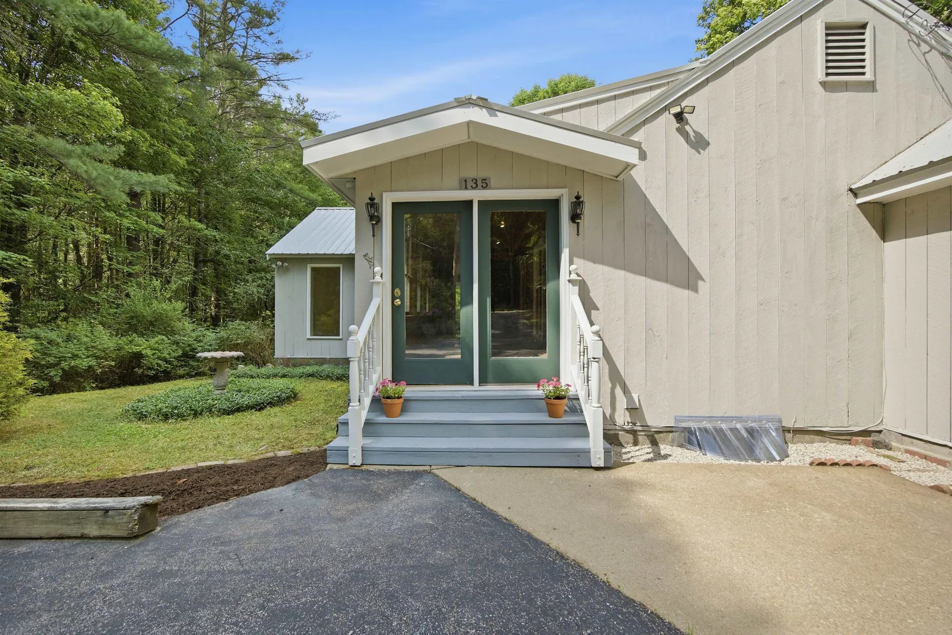 135 Lower Straw Road Hopkinton NH 03229