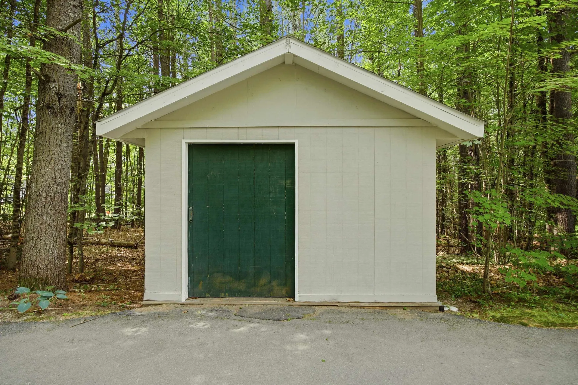 135 Lower Straw Road Hopkinton NH 03229