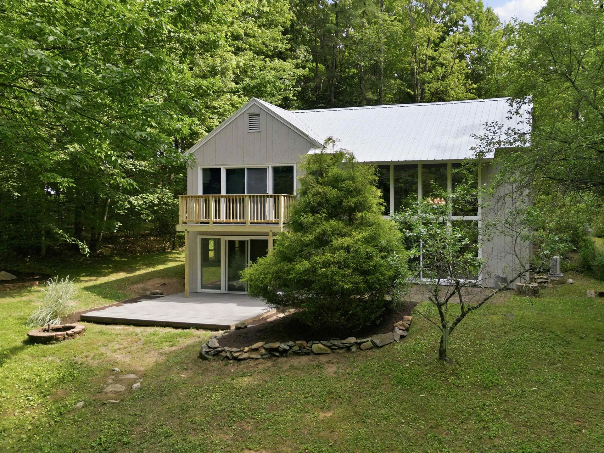 135 Lower Straw Road Hopkinton NH 03229