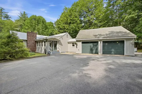 135 Lower Straw Road Hopkinton NH 03229