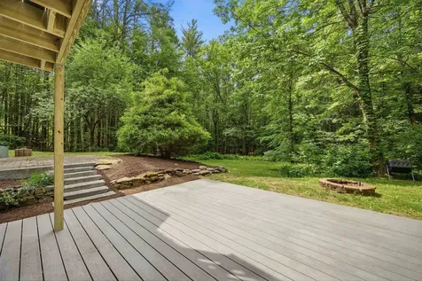 135 Lower Straw Road Hopkinton NH 03229