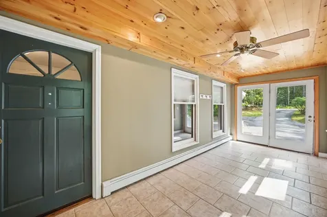 135 Lower Straw Road Hopkinton NH 03229