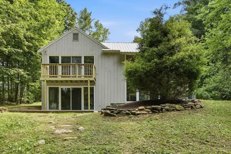 135 Lower Straw Road Hopkinton NH 03229