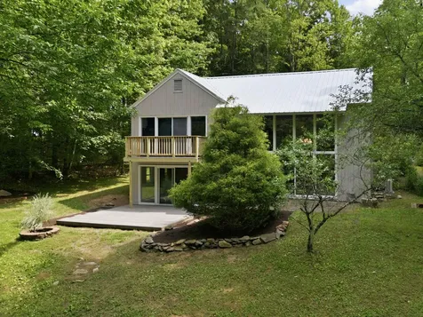 135 Lower Straw Road Hopkinton NH 03229