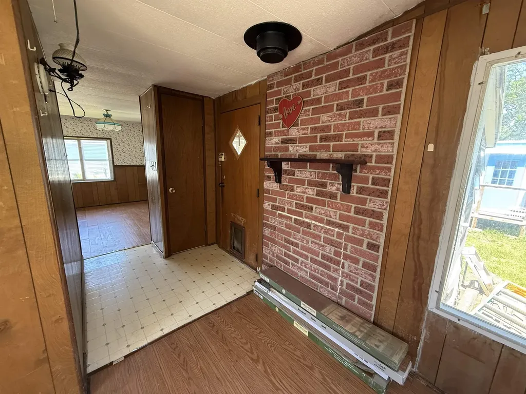 136 Seventh Street Colchester VT 05466