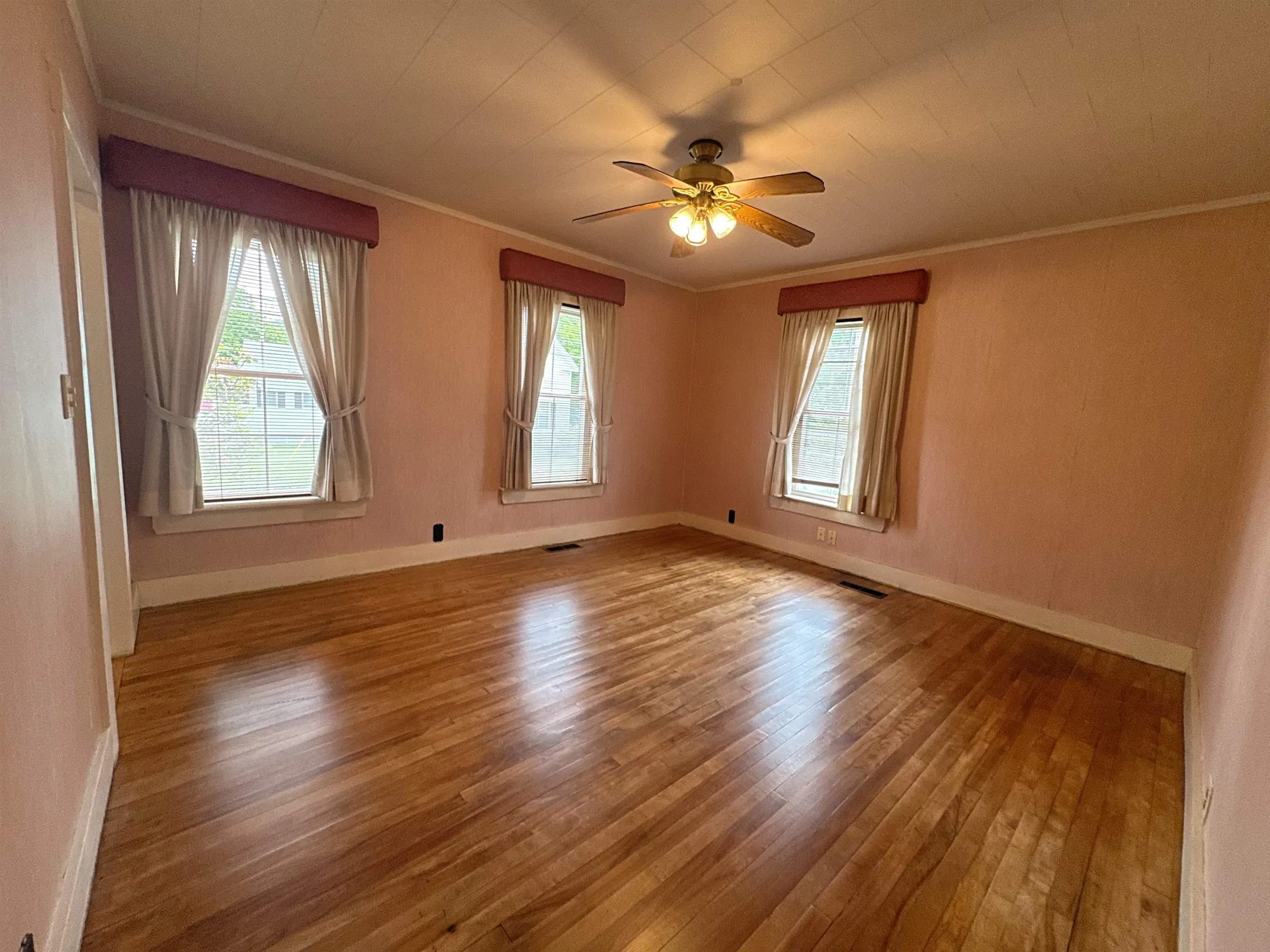 21 Henry Street Claremont NH 03743