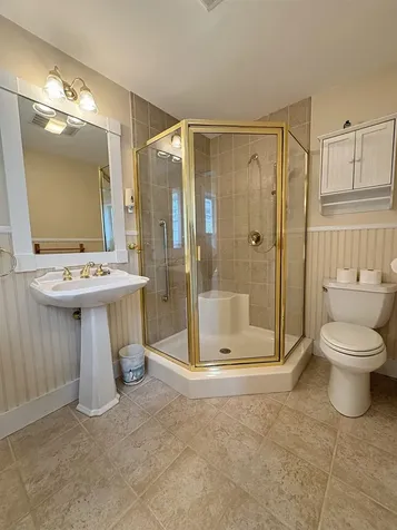 21 Henry Street Claremont NH 03743