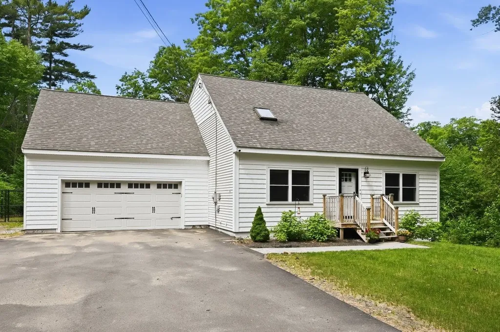 163 Nottingham Road Deerfield NH 03037