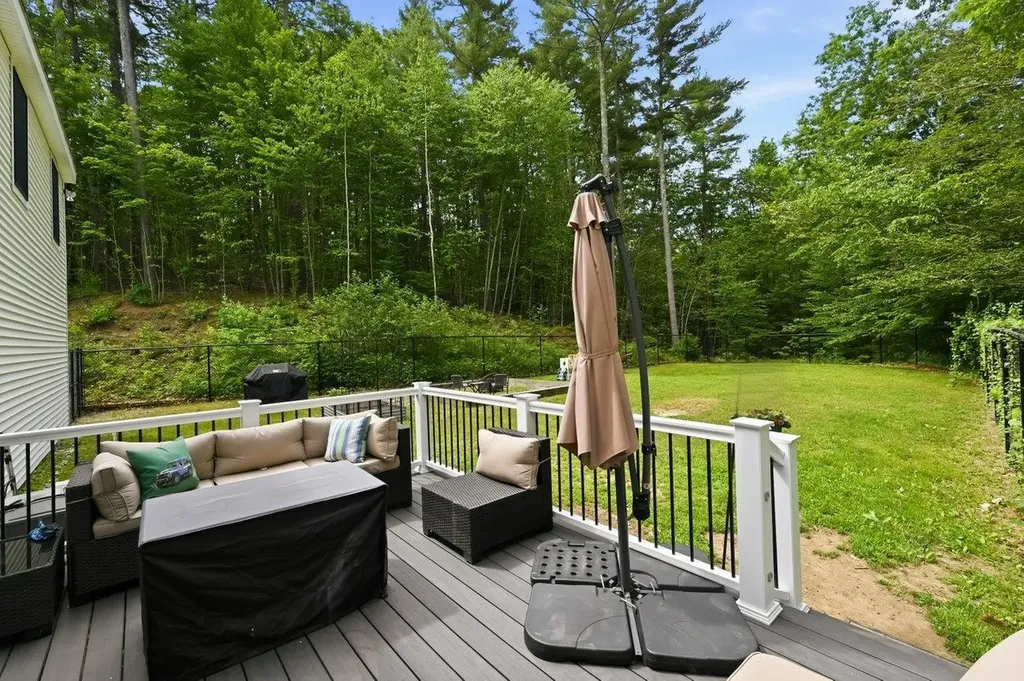 163 Nottingham Road Deerfield NH 03037