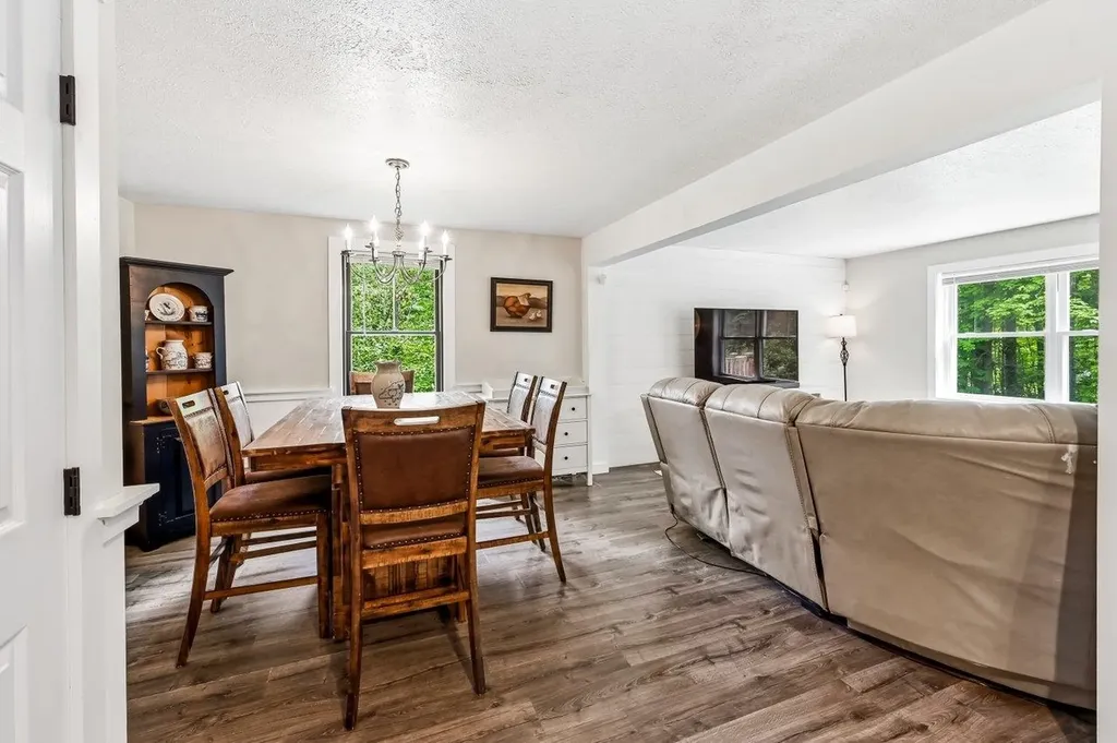 163 Nottingham Road Deerfield NH 03037