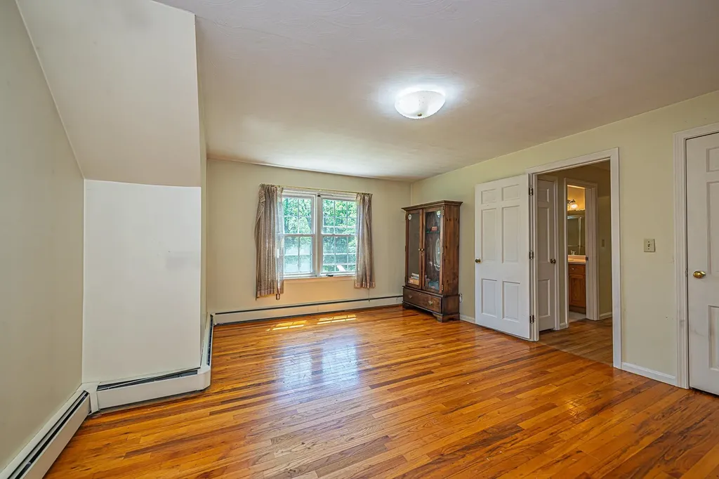 7 Squamscott Road Stratham NH 03885