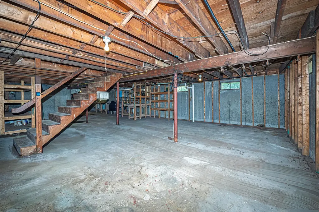 7 Squamscott Road Stratham NH 03885