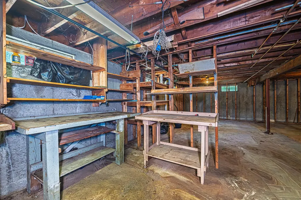7 Squamscott Road Stratham NH 03885