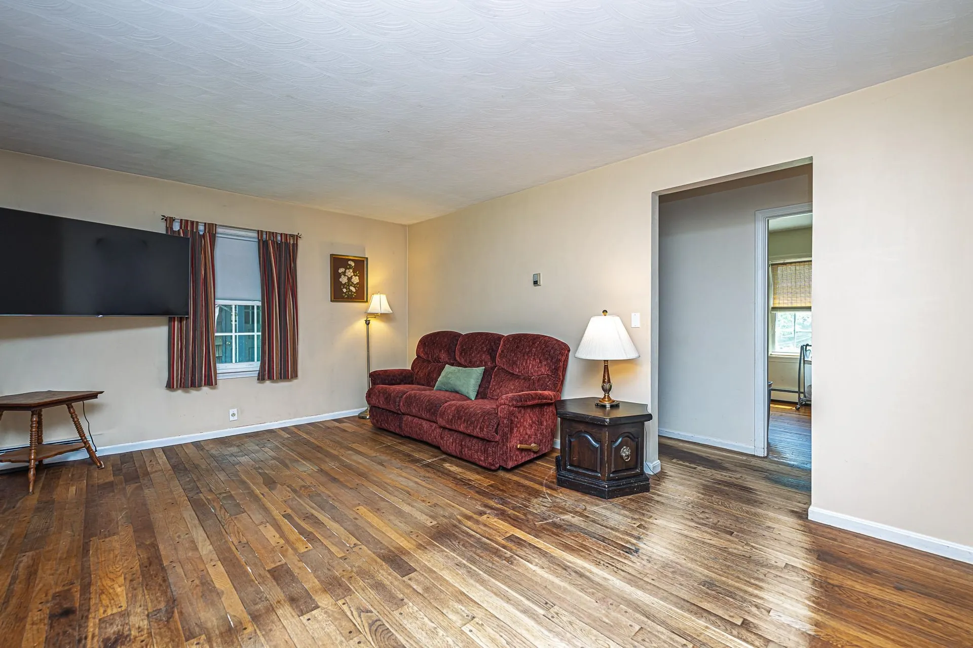 7 Squamscott Road Stratham NH 03885