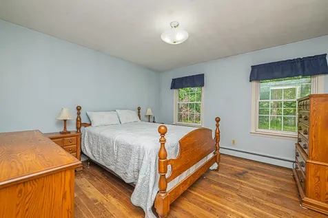 7 Squamscott Road Stratham NH 03885