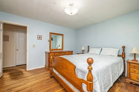 7 Squamscott Road Stratham NH 03885