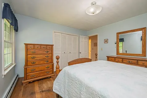 7 Squamscott Road Stratham NH 03885