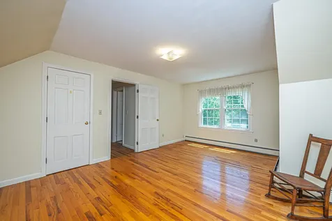 7 Squamscott Road Stratham NH 03885