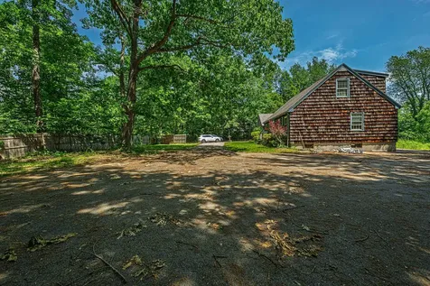 7 Squamscott Road Stratham NH 03885