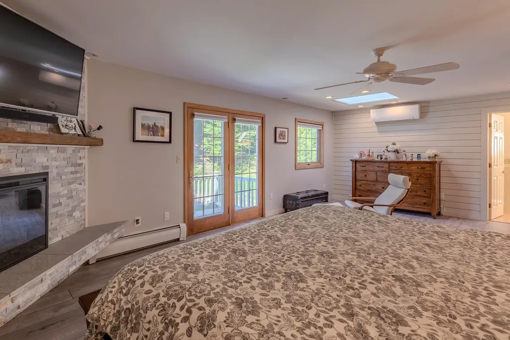 157 Old Sawmill Road Londonderry VT 05148