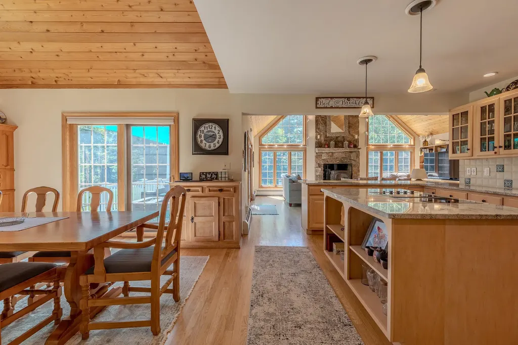 157 Old Sawmill Road Londonderry VT 05148