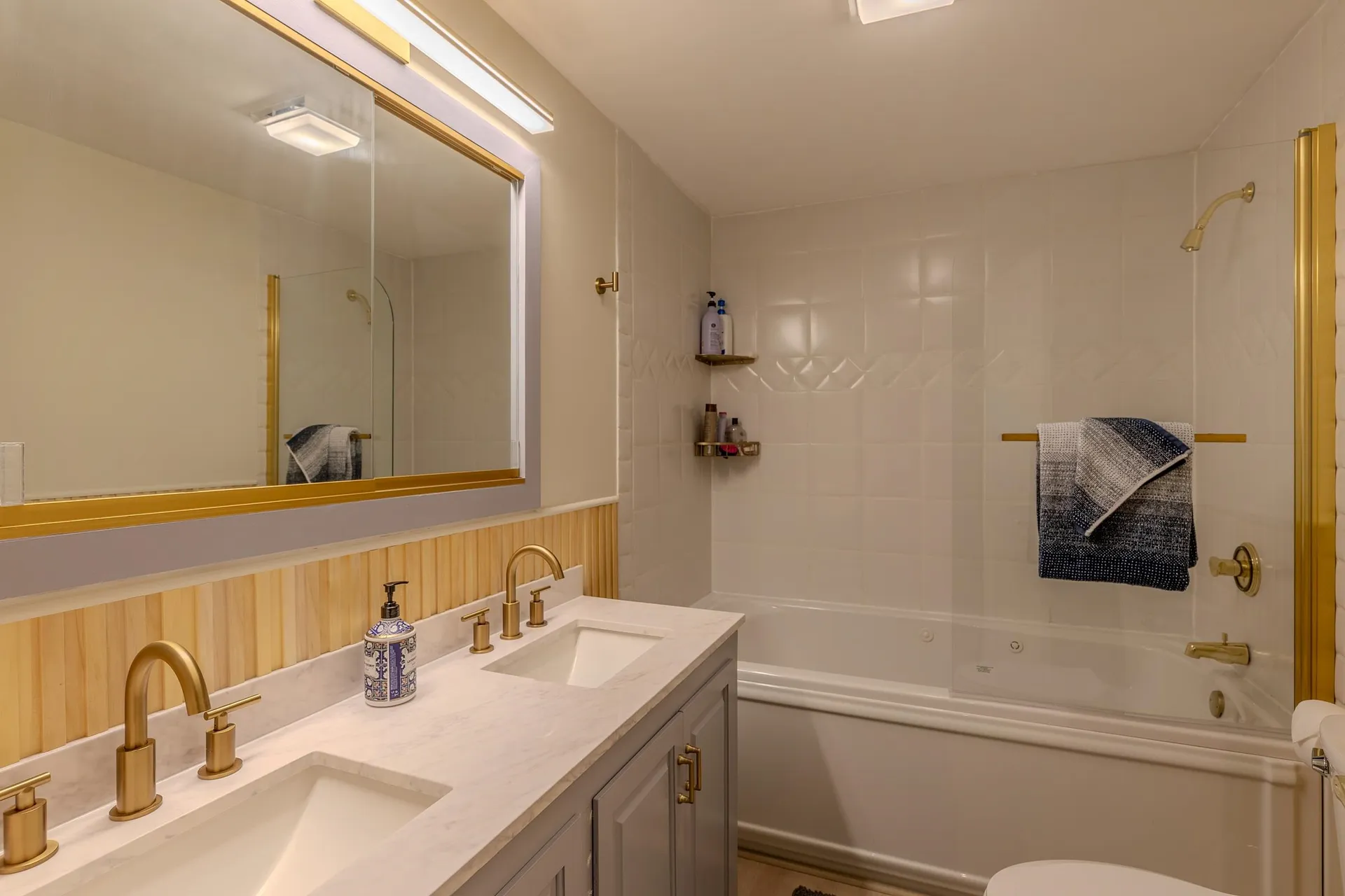 157 Old Sawmill Road Londonderry VT 05148
