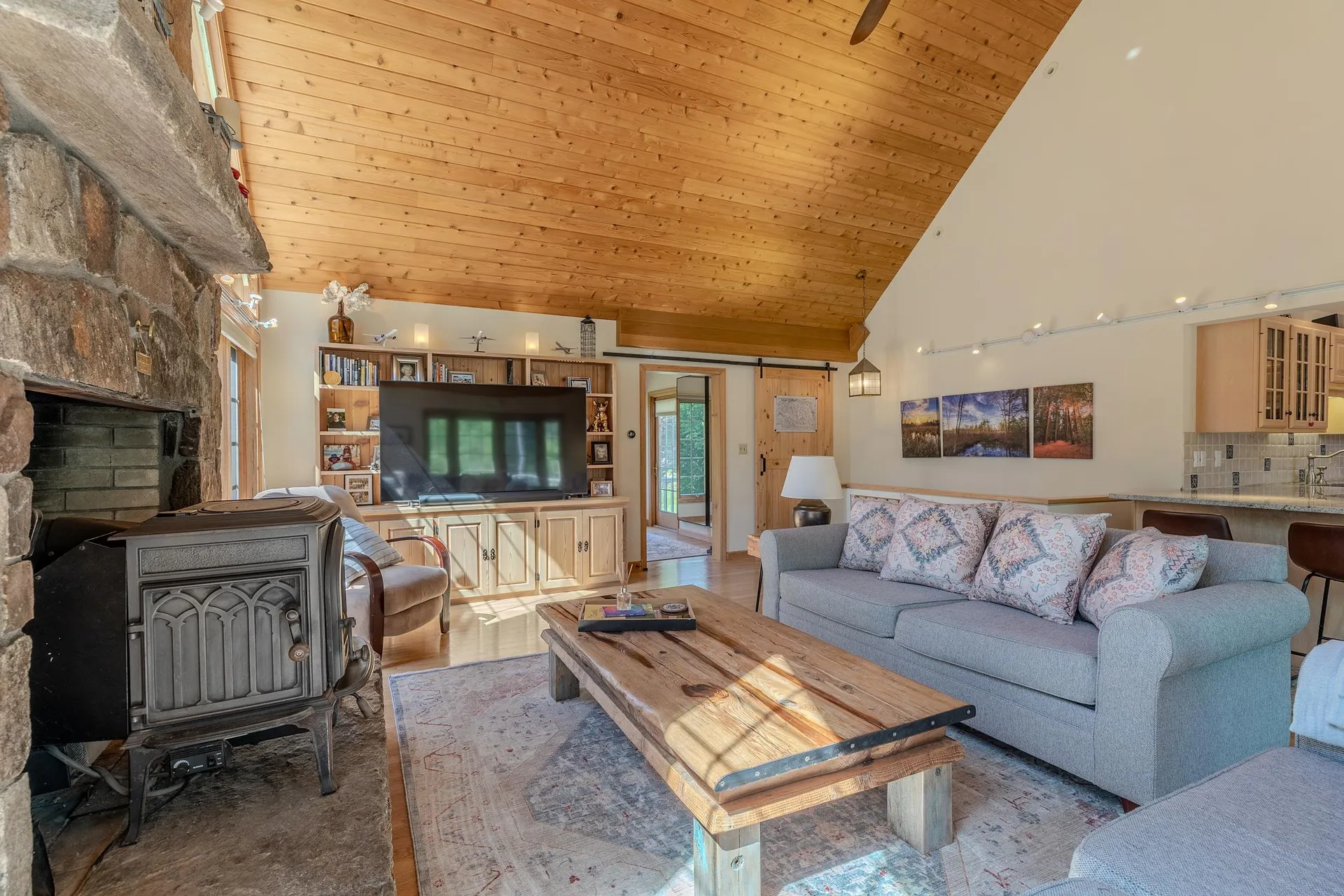 157 Old Sawmill Road Londonderry VT 05148